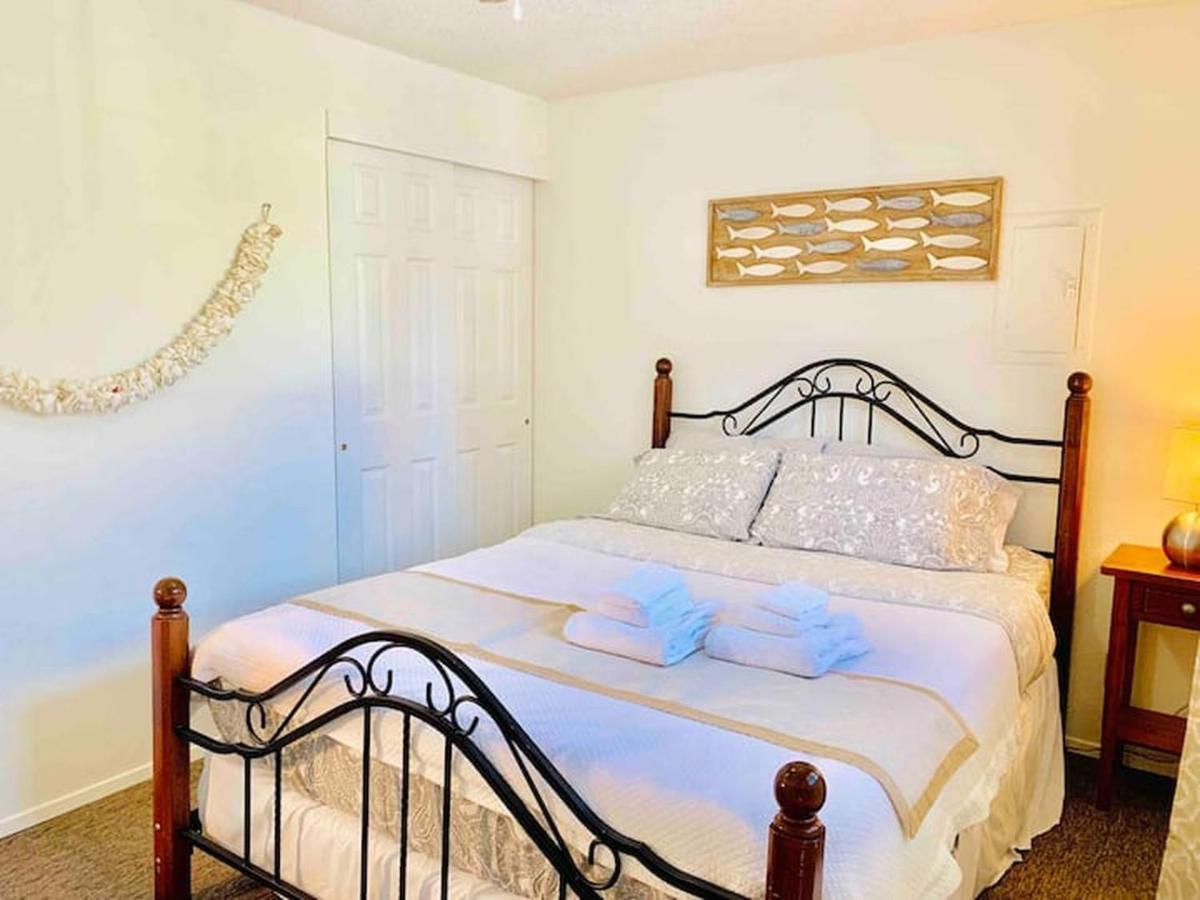 Unique, Convenient, Centrally Located Apartment Кент Екстериор снимка