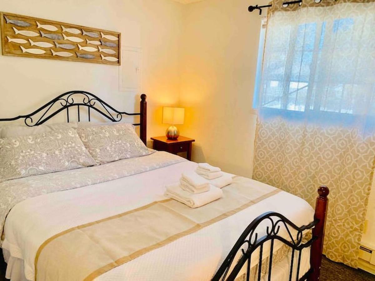Unique, Convenient, Centrally Located Apartment Кент Екстериор снимка